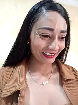 BELLA--26 online show from February 3, 9:07 pm