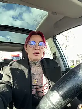 Mia-Fuchs online show from January 7, 11:48 am