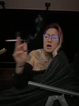 Mia-Fuchs online show from February 12, 5:26 am