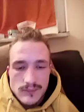 frankthefuck69 online show from March 3, 8:43 pm