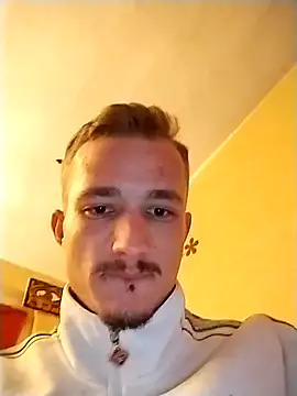 frankthefuck69 online show from March 13, 2:16 am