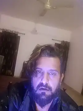 Snapshot of MAGNETICDADDY8 chatting on January 4, 9:41 pm MAGNETICDADDY8 online show from January 4, 9:41 pm