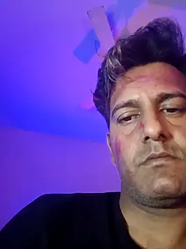 Snapshot of MAGNETICDADDY8 chatting on March 13, 9:05 pm MAGNETICDADDY8 online show from March 13, 9:05 pm