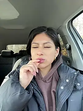 QueenFernanda online show from January 22, 10:50 am