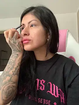 QueenFernanda online show from February 15, 8:44 am