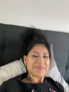 QueenFernanda online show from February 16, 2:00 pm
