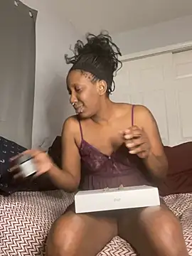 Yoshibaby2670 online show from February 28, 12:09 pm