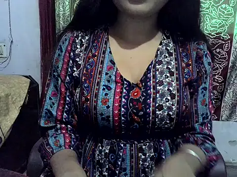 Snapshot of SIYA_MAVI chatting on November 3, 4:36 am SIYA MAVI online show from November 3, 4:36 am