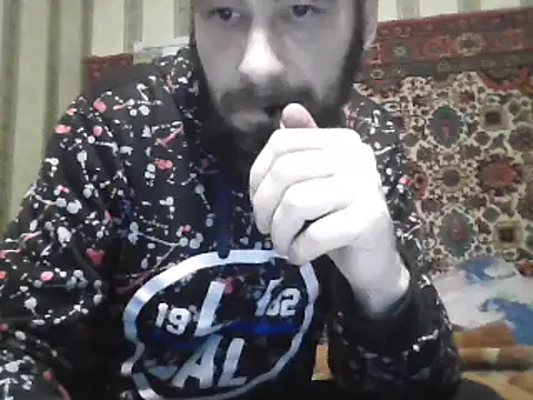 Snapshot of AlferezzSolvajo chatting on February 24, 8:03 pm AlferezzSolvajo online show from February 24, 8:03 pm