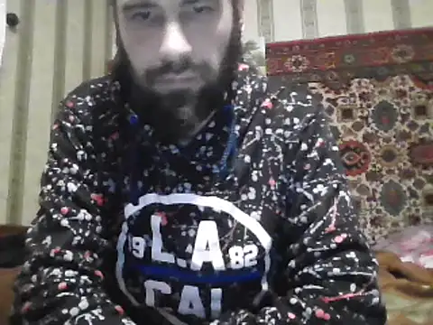 Snapshot of AlferezzSolvajo chatting on February 25, 11:00 pm AlferezzSolvajo online show from February 25, 11:00 pm