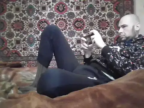 Snapshot of AlferezzSolvajo chatting on March 4, 11:29 am AlferezzSolvajo online show from March 4, 11:29 am