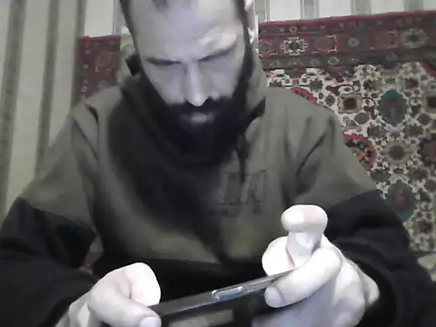 Snapshot of AlferezzSolvajo chatting on October 10, 10:47 am AlferezzSolvajo online show from October 10, 10:47 am