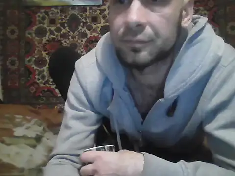 Snapshot of AlferezzSolvajo chatting on October 16, 6:58 am AlferezzSolvajo online show from October 16, 6:58 am