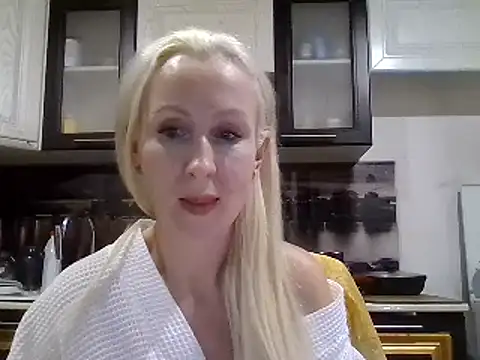 Snapshot of Mariana_har777 chatting on January 4, 11:17 pm Mariana har777 online show from January 4, 11:17 pm