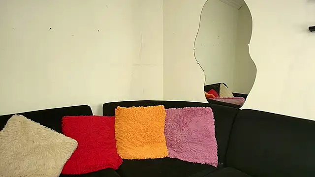 twinkmilk  online show from February 20, 11:42 am