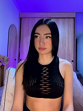 Snapshot of Maddy_Jones chatting on January 10, 4:47 am Maddy Jones online show from January 10, 4:47 am