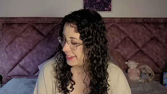 Snapshot of Charlotte__Miller chatting on September 14, 11:20 am Charlotte Miller online show from September 14, 11:20 am