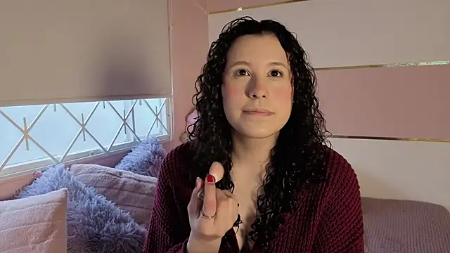 Snapshot of Charlotte__Miller chatting on September 29, 11:37 am Charlotte Miller online show from September 29, 11:37 am