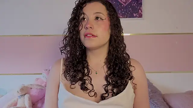 Snapshot of Charlotte__Miller chatting on November 19, 11:54 am Charlotte Miller online show from November 19, 11:54 am