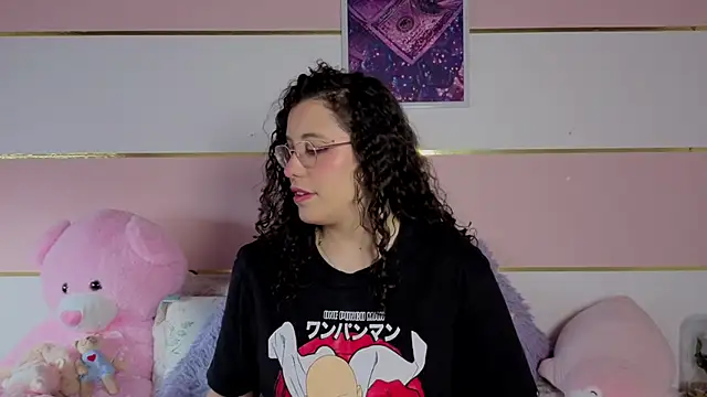 Snapshot of Charlotte__Miller chatting on December 3, 11:52 am Charlotte Miller online show from December 3, 11:52 am