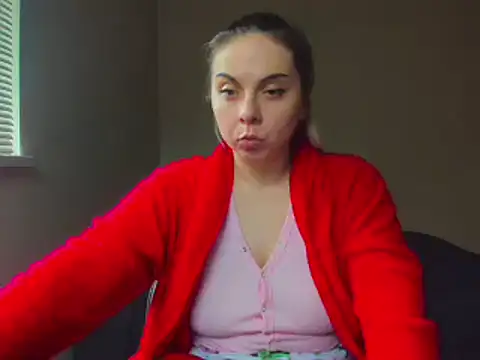 Snapshot of HappyIva chatting on February 16, 6:43 pm HappyIva online show from February 16, 6:43 pm