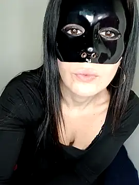 Snapshot of desyree89 chatting on January 16, 1:25 pm desyree89 online show from January 16, 1:25 pm