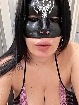 desyree89 online show from December 14, 5:57 am