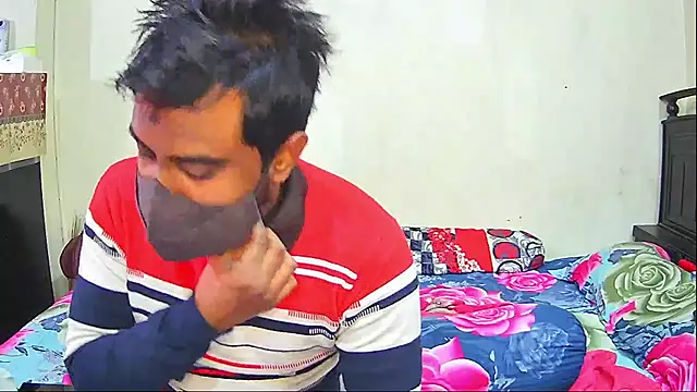 Hot Nila online show from January 8, 3:09 am