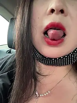 SSSniang- online show from March 5, 5:50 am