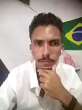 MagrinhoSaradoo online show from February 22, 10:42 pm