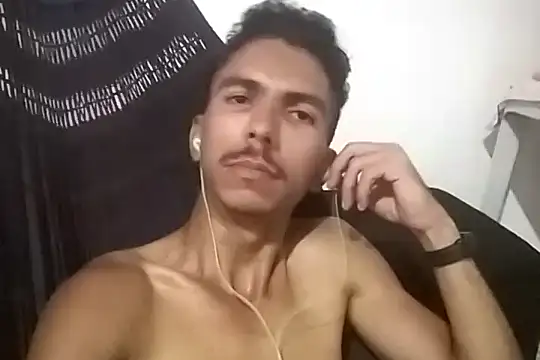 MagrinhoSaradoo online show from March 11, 9:59 pm