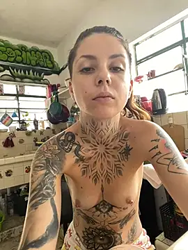 Izy cute  online show from February 9, 7:52 pm