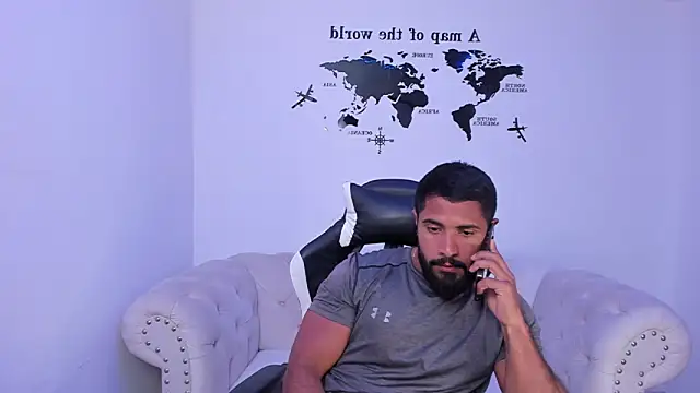 Santiago huntt online show from October 2, 10:28 pm