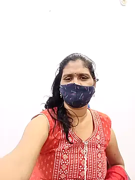 Snapshot of Lucky-Deepthi chatting on February 16, 9:27 pm Lucky-Deepthi online show from February 16, 9:27 pm