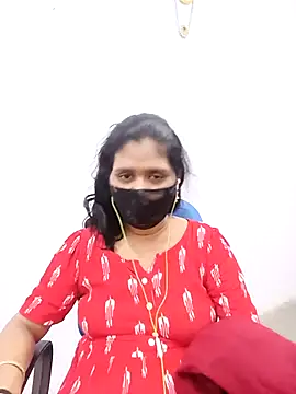 Snapshot of Lucky-Deepthi chatting on February 19, 12:35 am Lucky-Deepthi online show from February 19, 12:35 am