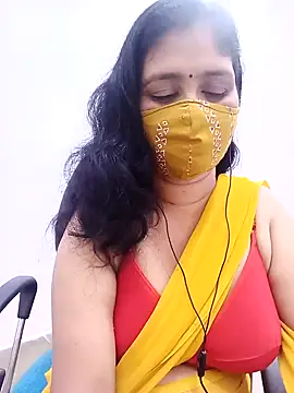 Snapshot of Lucky-Deepthi chatting on September 13, 6:08 pm Lucky-Deepthi online show from September 13, 6:08 pm