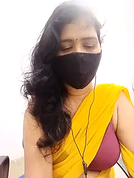 Snapshot of Lucky-Deepthi chatting on September 21, 1:07 am Lucky-Deepthi online show from September 21, 1:07 am