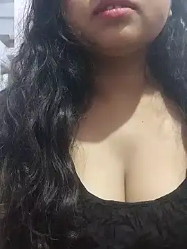 BigAssSarah online show from January 5, 7:38 am