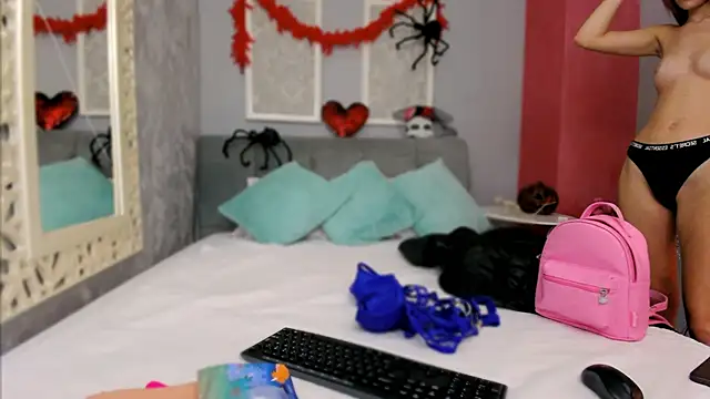 Snapshot of LustyRosee chatting on October 23, 3:00 pm LustyRosee online show from October 23, 3:00 pm