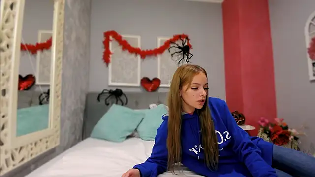 Snapshot of LustyRosee chatting on October 24, 3:30 pm LustyRosee online show from October 24, 3:30 pm