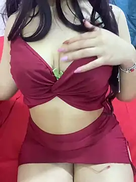 Snapshot of Maya_mimi chatting on February 5, 11:39 pm Maya mimi online show from February 5, 11:39 pm