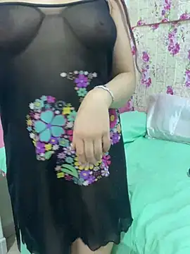 Snapshot of Maya_mimi chatting on February 19, 7:27 pm Maya mimi online show from February 19, 7:27 pm