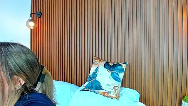 antonella cutie  online show from March 10, 10:34 pm