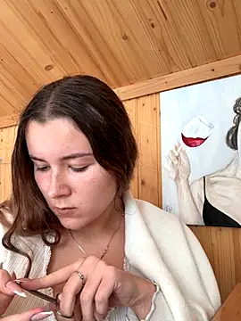 mewKate online show from October 20, 12:38 pm