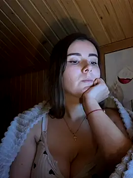 mewKate online show from November 17, 4:13 pm