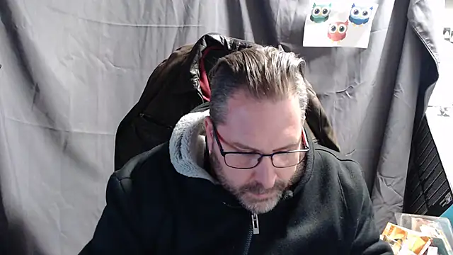 Snapshot of Streamlove77 chatting on January 11, 2:25 pm Streamlove77 online show from January 11, 2:25 pm