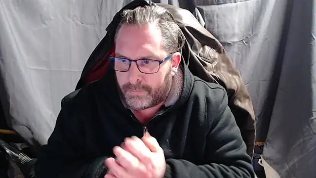 Snapshot of Streamlove77 chatting on January 17, 3:43 pm Streamlove77 online show from January 17, 3:43 pm