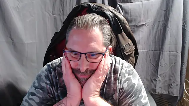 Snapshot of Streamlove77 chatting on January 30, 12:27 pm Streamlove77 online show from January 30, 12:27 pm