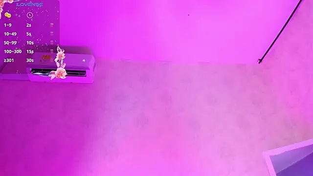 NAHIARA LEE online show from November 21, 12:04 pm