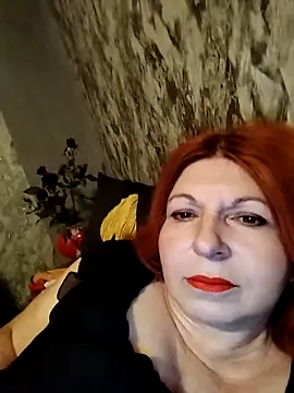 Snapshot of Angelina4531 chatting on November 22, 6:56 am Angelina4531 online show from November 22, 6:56 am